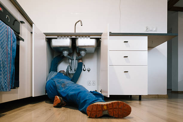 Professional Drain Cleaning technician working in Lawrenceburg, TN